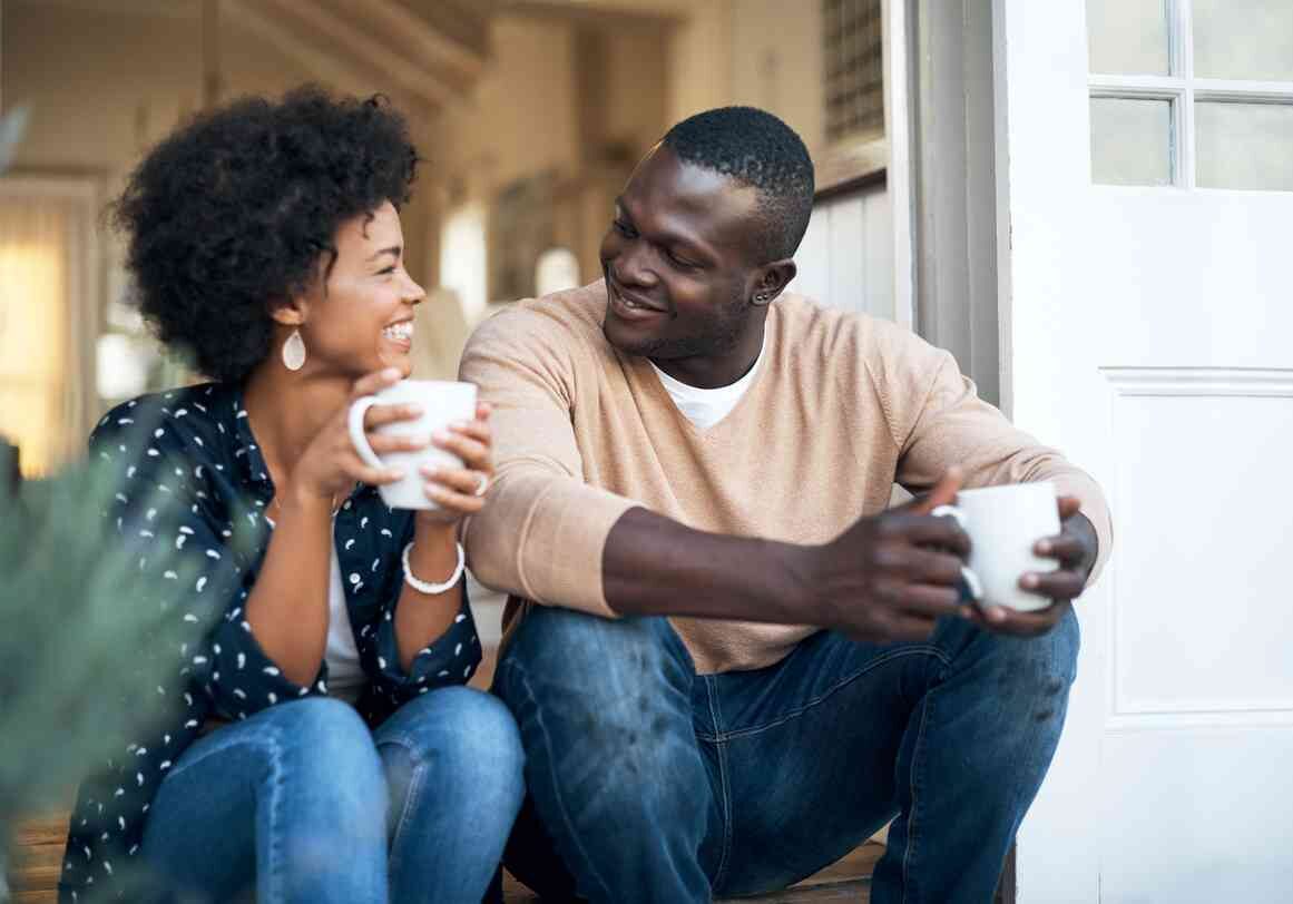 aee1e034b98cebb89035c2df2793248f-black-couple-drinking-coffee_l